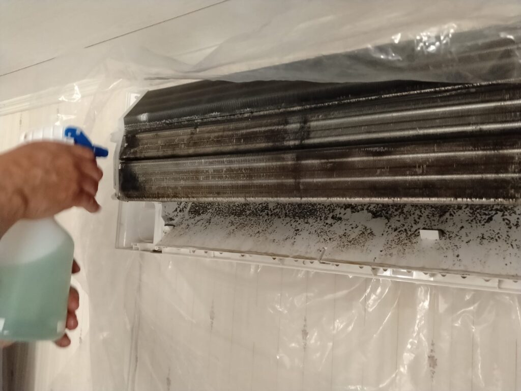 Palvelut nordic air heat ilmalämpöpumpun pesu